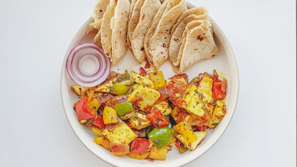 Best Kadai Paneer Recipe with Alsi MP Ki Roti – Restaurant Style Taste at Home