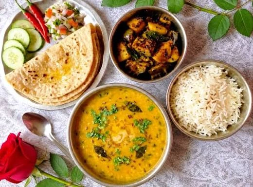 Yellow Dal Fry and MP Wheat Roti – A Comfort Food Classic