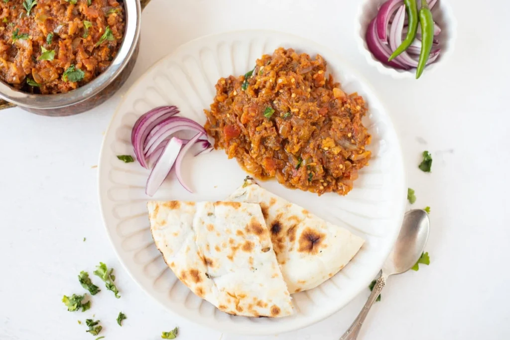 Baingan Bharta Recipe and MP Wheat Roti Combination
