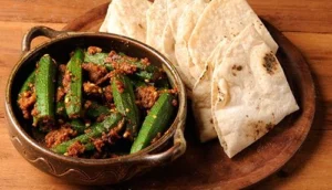 Atta Roti Bhindi Masala Recipe with Fresh Chakki