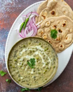 Methi Malai Matar Recipe with Fresh Atta Roti