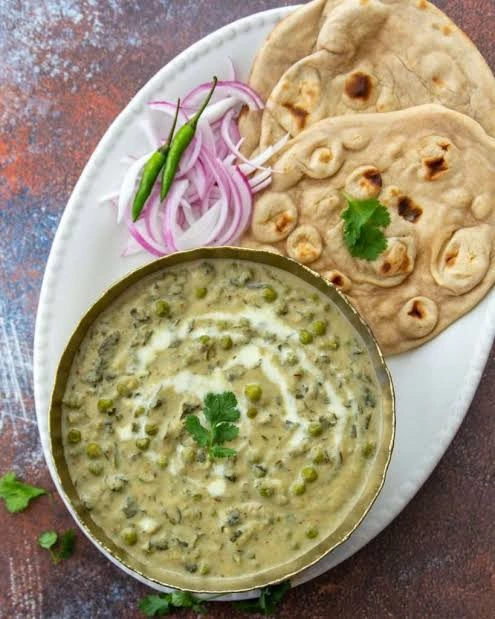 Methi Malai Matar Recipe with Fresh Atta Roti